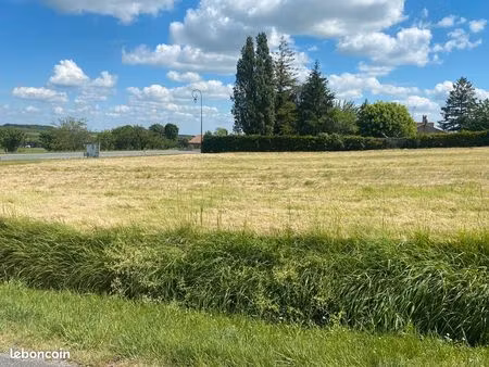 vends terrain constructible 2528 m2
