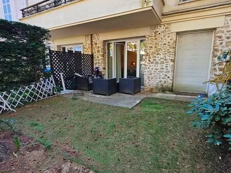 à vendre direct propriétaire – 2 pièces rez-de-jardin loué – fort potentiel locatif – park