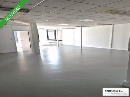 bureaux 134 m²