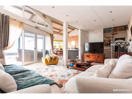 villa 5 pièces 165 m²