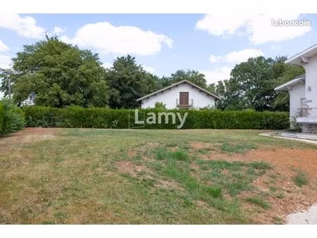 terrain 517 m² grandfontaine