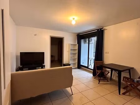 appartement 2 pièces à la possession