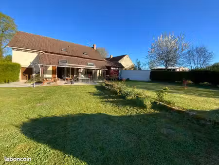 longère 4 pièces 103 m²