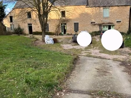 grande maison à la campagne