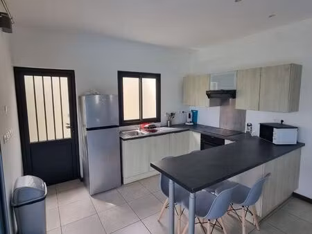 maison meublée 120 m² – 3 chambres – piscine – toutes charges comprises