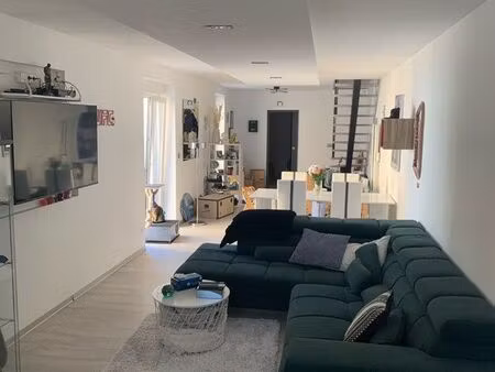 maison de ville - duplex / entièrement rénovée