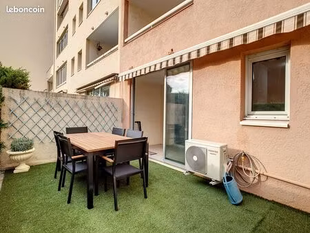 spacieux appartement