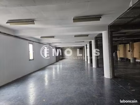 bureau 54 m²