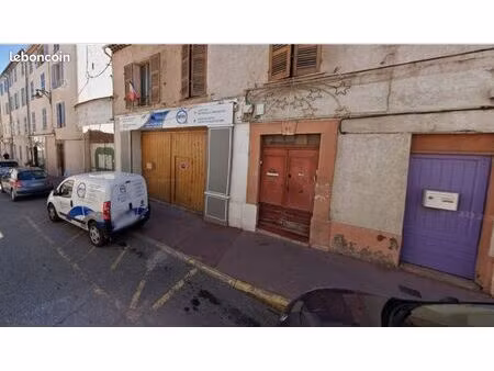 local 183 m² le muy