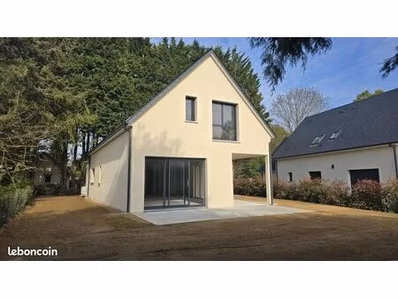 maison 5 pièces 136 m²
