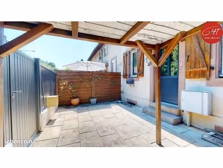 maison de village 3 pièces 71 m²