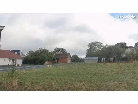 terrain 700 m² bonnat
