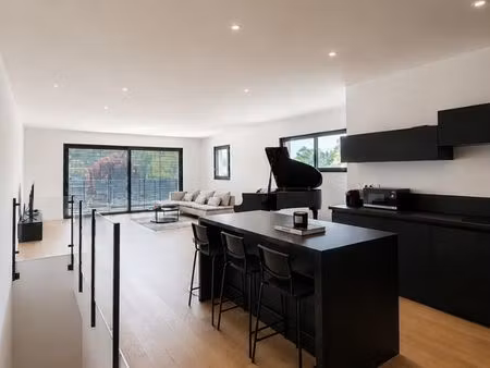 maison contemporaine - suite parentale - belle prestation- jardin
