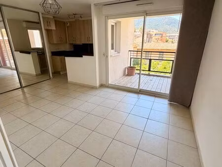 location t2 à l’année