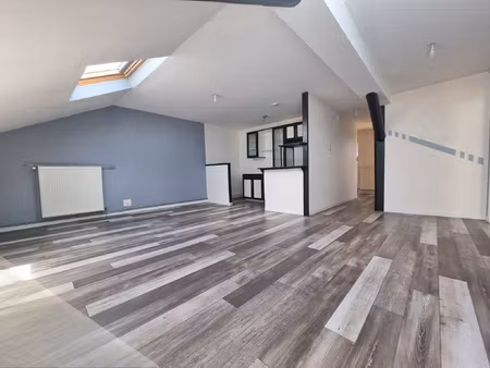 à louer appartement f3 de 89 m2