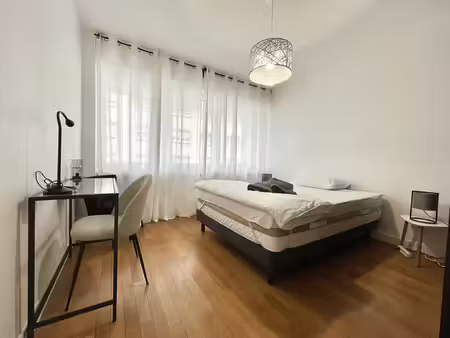 metz sablon - chambre meublée de 11 90 m2