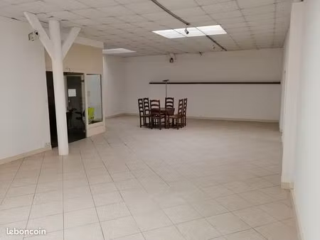 local commercial ou de stockage