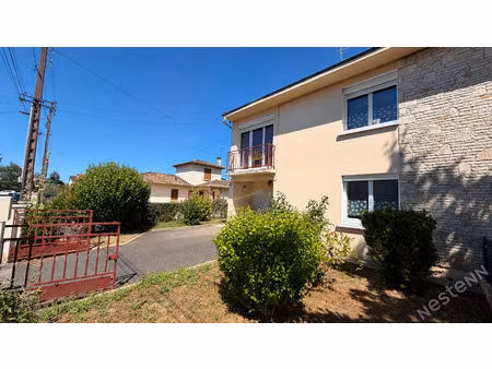 exclusivité nestenn ? a vendre - maison de ville avec jardin  garage et terrasse à deux pa