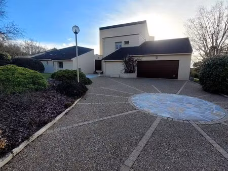 maison 287 m² cosnac