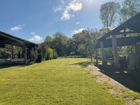grande ferme rénovée sur 4ha  et studio indépendant