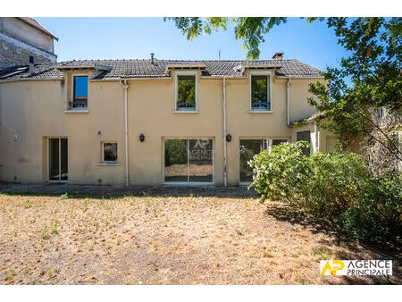 maison le mesnil le roi 8 pièce(s) 140.3 m2