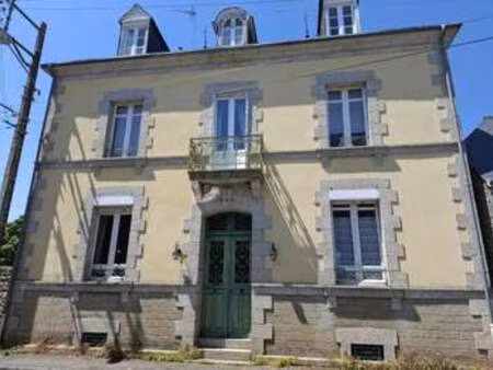 vente maison à pontivy centre ville (56300) : à vendre / 254m² pontivy centre ville