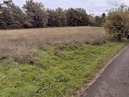 terrain constructible lieu dit « rochefoulée »
