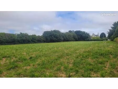 terrain 319 m² taule
