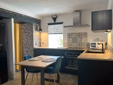 à louer – t2 meublé en excellent état à codolet – climatisé  avec grand dressing