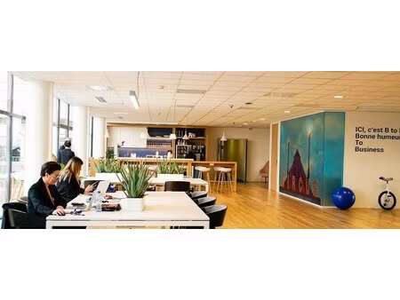 location bureaux 483 m² à 1 678 m²