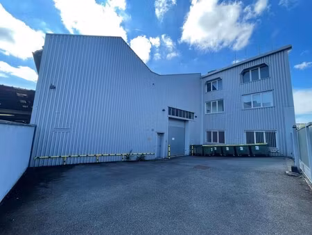 location local d’activités clamart 92140 2530m²