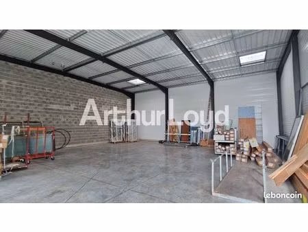 local 253 m² fleury sur orne