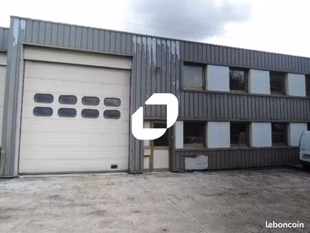 local d'activité 3 460 m²