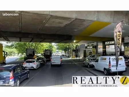 local commercial 964 m²