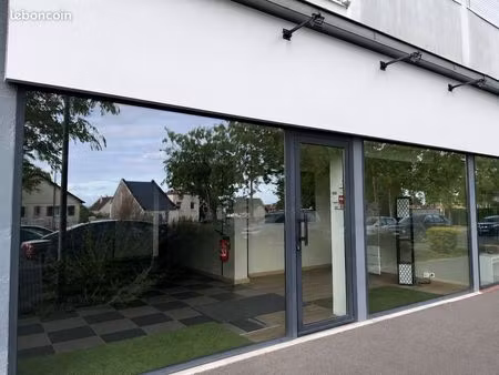 local commercial 58 m² – cession de droit au bail – saint-germain-la-blanche-herbe