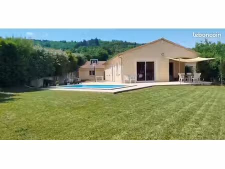 maison familiale avec piscine