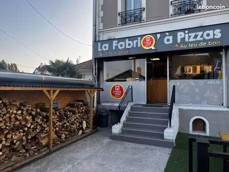 restaurant pizzeria au feu de bois