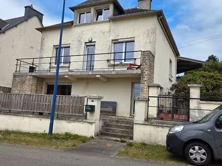 jolie maison de bourg entièrement rénovée