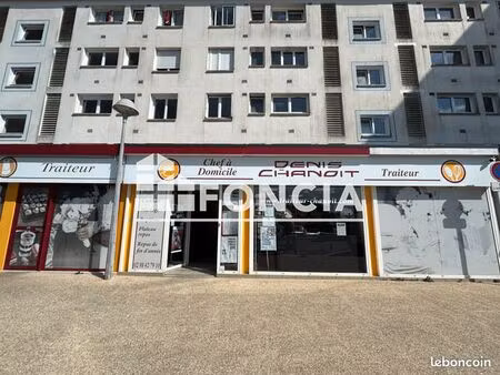 local commercial 89 m²