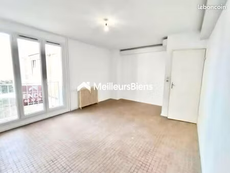 appartement 3 pièces 50 m²