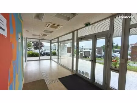bureaux 129 m²