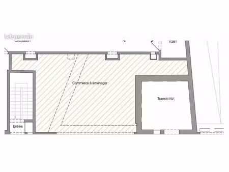 boutique 481 m² st ouen sur seine