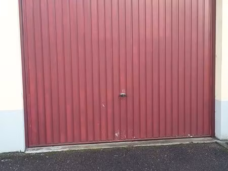 garage individuel 20 m² à louer – besançon (palente)