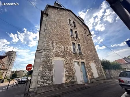 parking 11 m² besancon