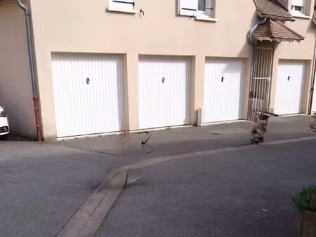 vente garage / box fermé sur perigny sur yerres