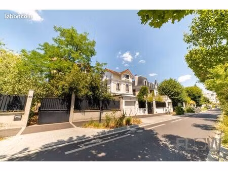 maison 5 pièces 140 m²