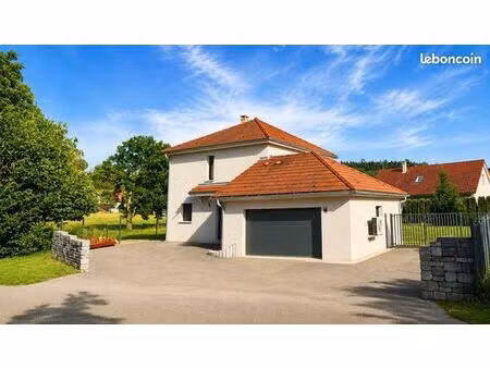 maison récente proche valdahon