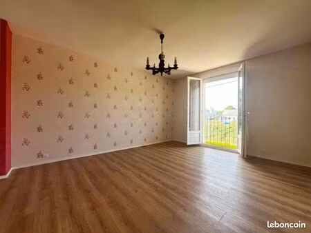 maison 6 pièces 105 m²