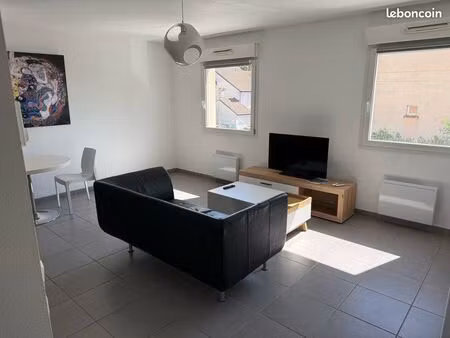 appartement t2 47m2