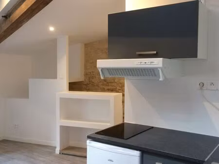 location studio lumineux 27 m2